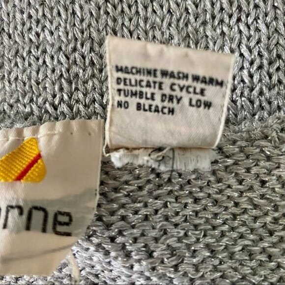 Liz Claiborne Sleeveless Silver Sparkly Top Womens Medium - Picture 10 of 10